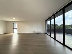 Grove Lane (D10), Detached #561876771